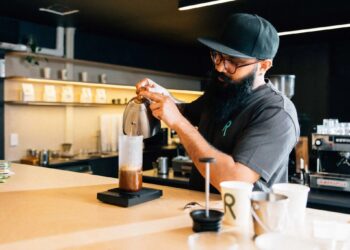 Learn how to Make Espresso with an Aeropress