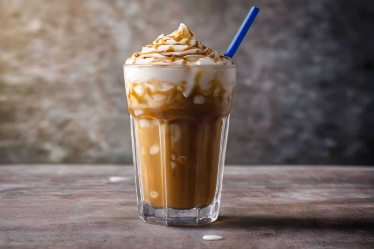 Iced Caramel Macchiato: Starbucks-Rezept selber machen  