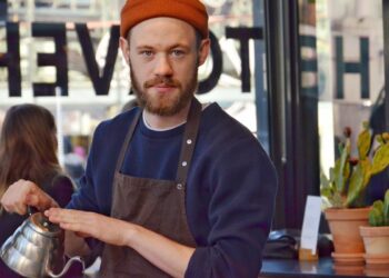What Is a Barista, and How To Grow to be One