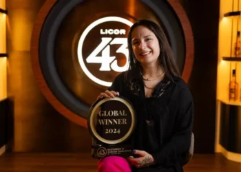 Julia Engel Triumphs at Licor 43’s Bartender & Barista Problem