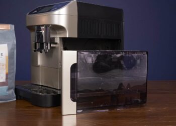 Kaffeevollautomat richtig entkalken: Anleitung, Tipps & Reiniger