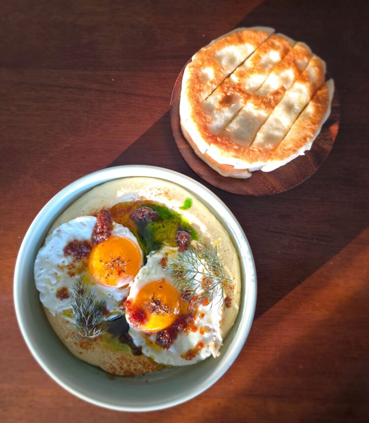 Breakfast in mattress, VOL I – Selfmade Flatbread with Hummus By Chef Henry Le