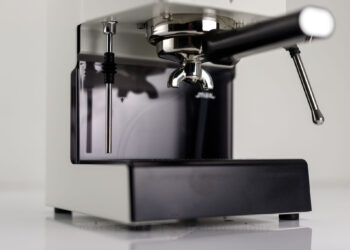 Going Analog: Temperature Browsing and Strain Profiling a Gaggia Traditional